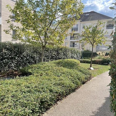 Studio 28 M2 & Jardin Privatif 20 M2 Montigny-le-Bretonneux Kültér fotó