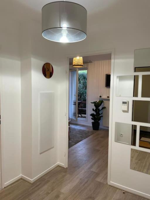 Studio 28 M2 & Jardin Privatif 20 M2 Montigny-le-Bretonneux Kültér fotó