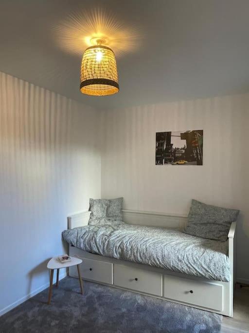 Studio 28 M2 & Jardin Privatif 20 M2 Montigny-le-Bretonneux Kültér fotó
