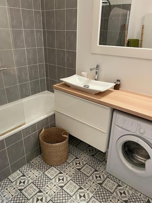 Studio 28 M2 & Jardin Privatif 20 M2 Montigny-le-Bretonneux Kültér fotó